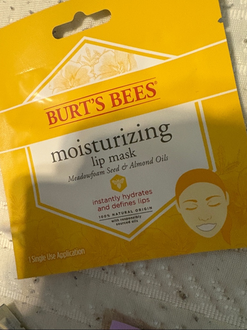 Assorted Single-Use Face, lip and Foot Masks - Mixed Colors 16 total. - Picture 6 of 16